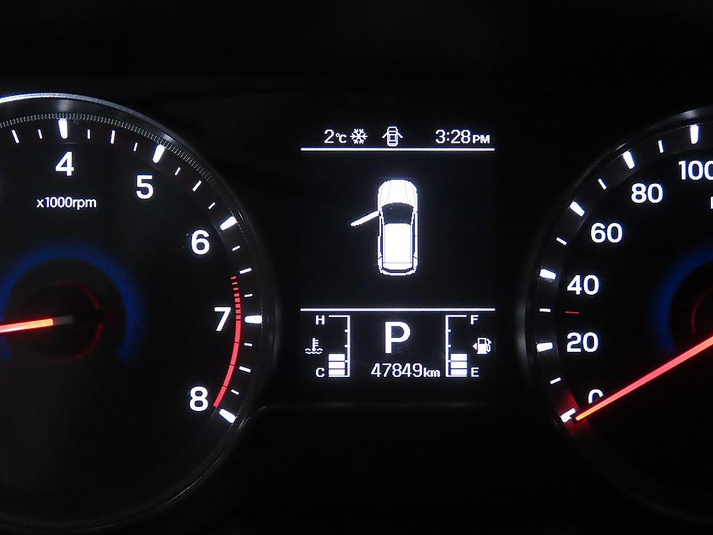 Ssangyong Tivoli - Vista 9