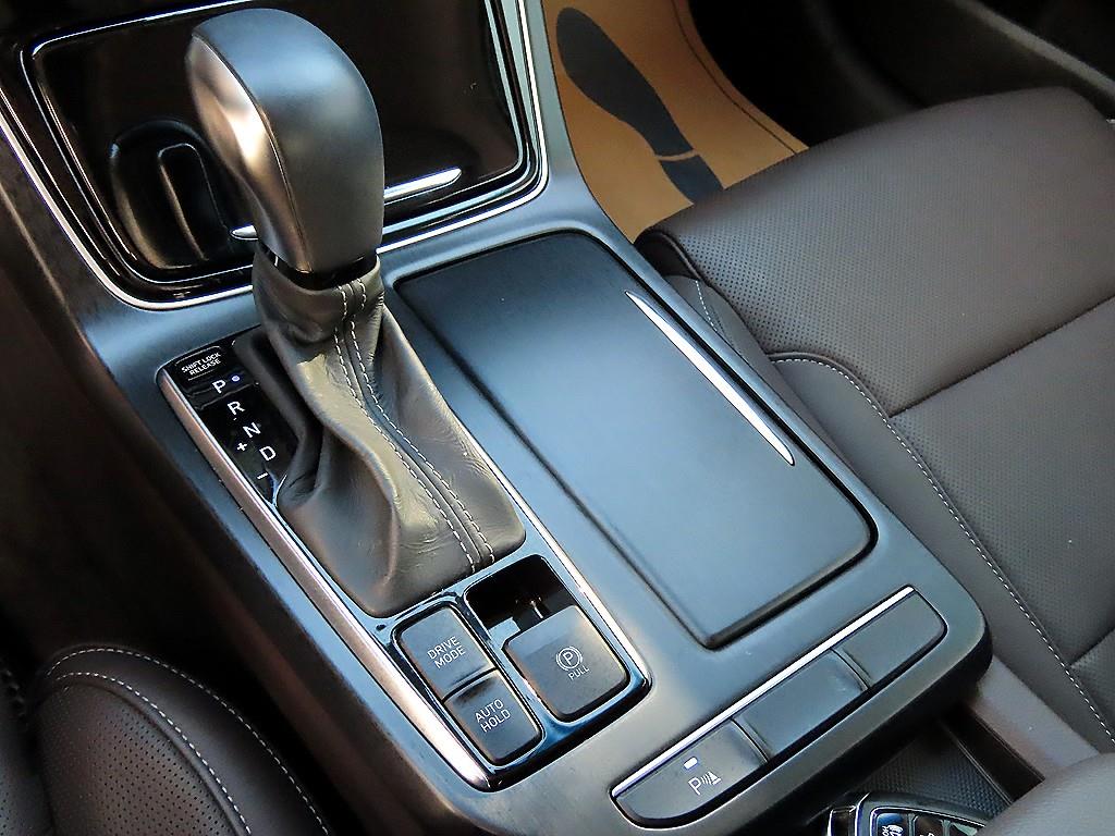 HYUNDAI Grandeur - Vista 11