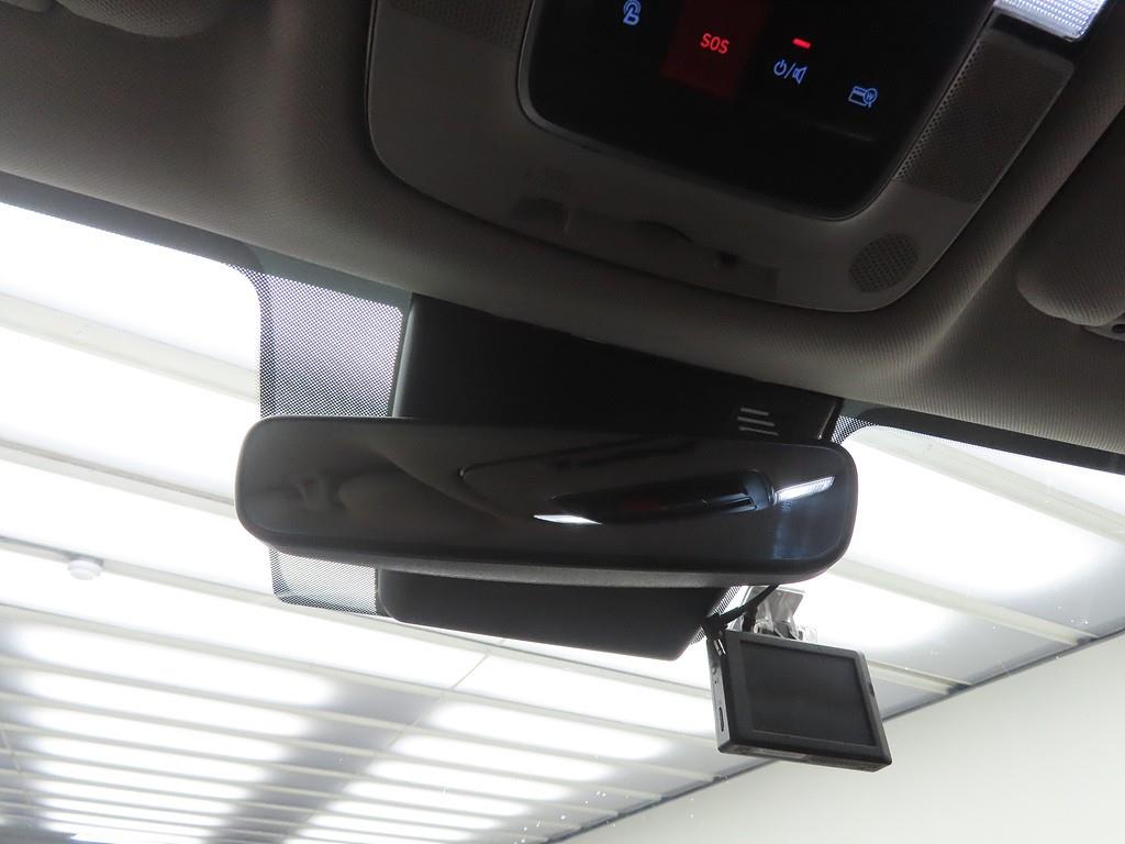 HYUNDAI Sonata - Vista 12