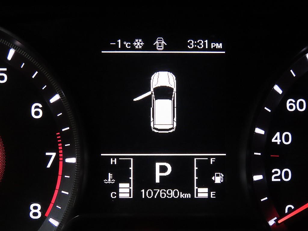 Ssangyong Tivoli - Vista 9