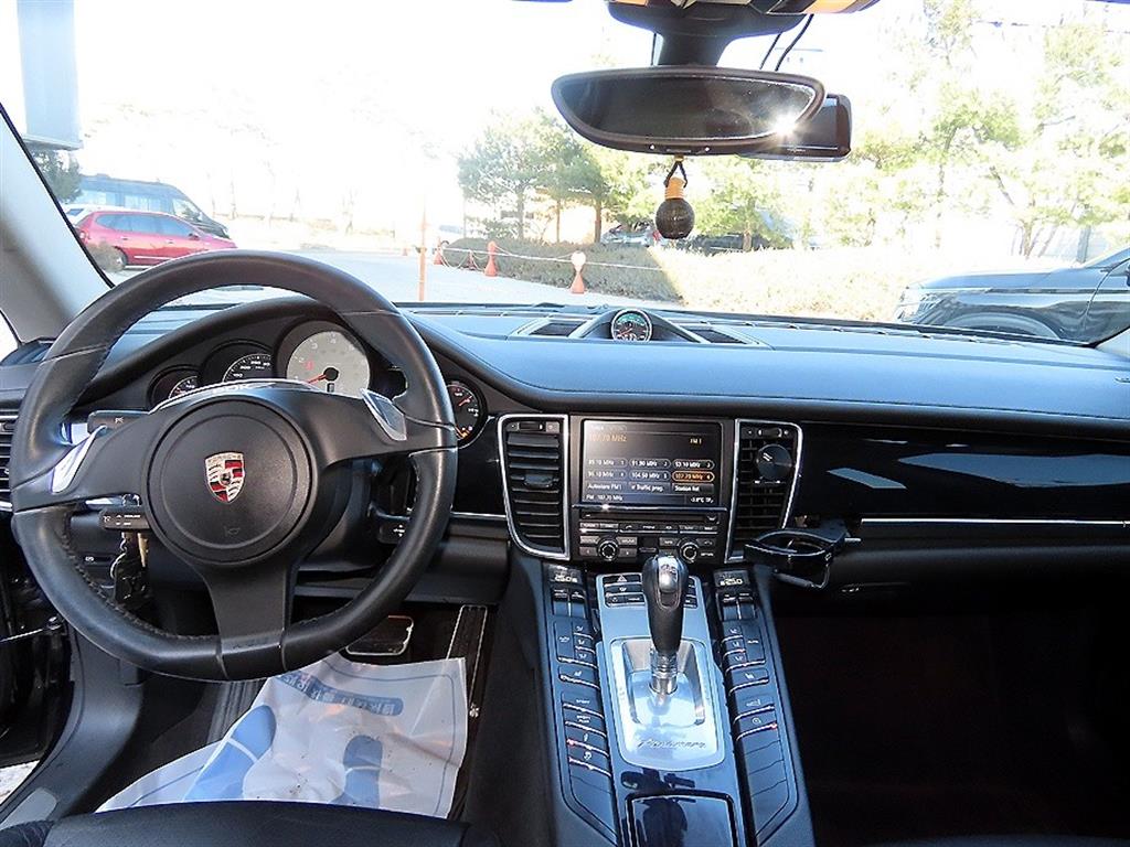 Porsche Panamera - Vista 7