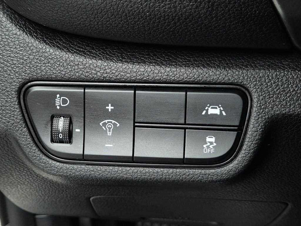 KIA Seltos 2023 Blanco - Importación desde Corea - HF Imports Iquique - Foto 18