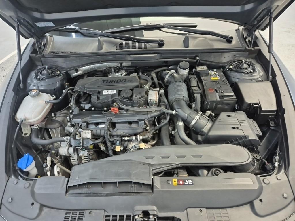 HYUNDAI Sonata - Vista 5