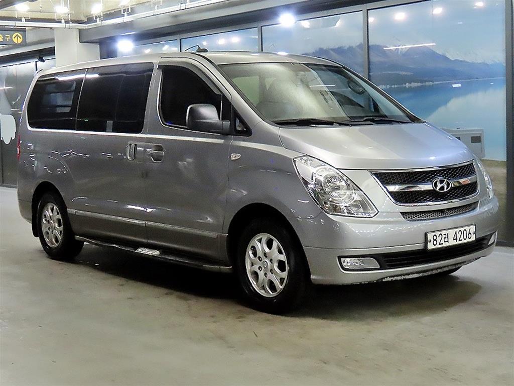 HYUNDAI Starex 2016 Plateado - Importación desde Corea - HF Imports Iquique - Foto 1