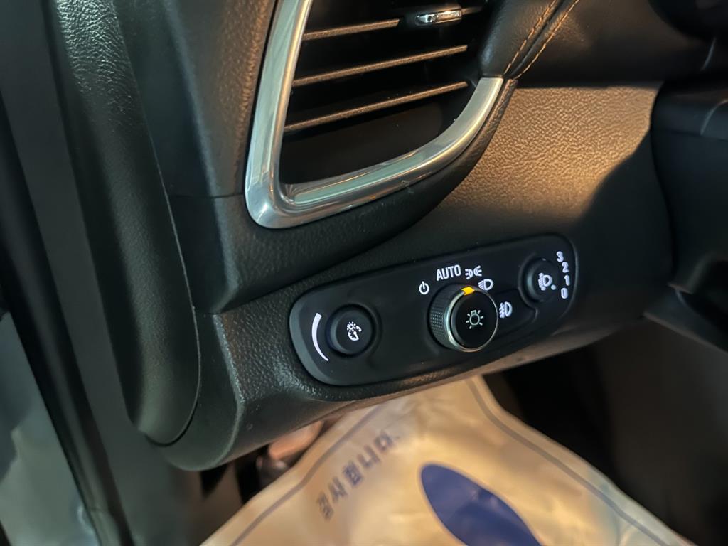 Chevrolet Trax 2019 Gris - Importación desde Corea - HF Imports Iquique - Foto 13