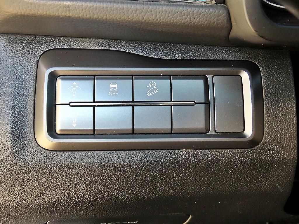 Ssangyong Tivoli - Vista 12