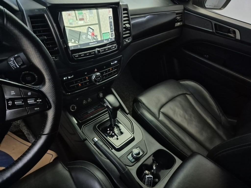 Ssangyong Rexton - Vista 10