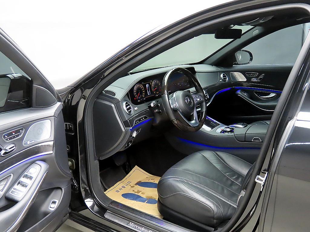 Mercedes Benz S Class - Vista 5