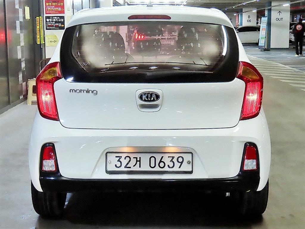 KIA Morning - Vista 5