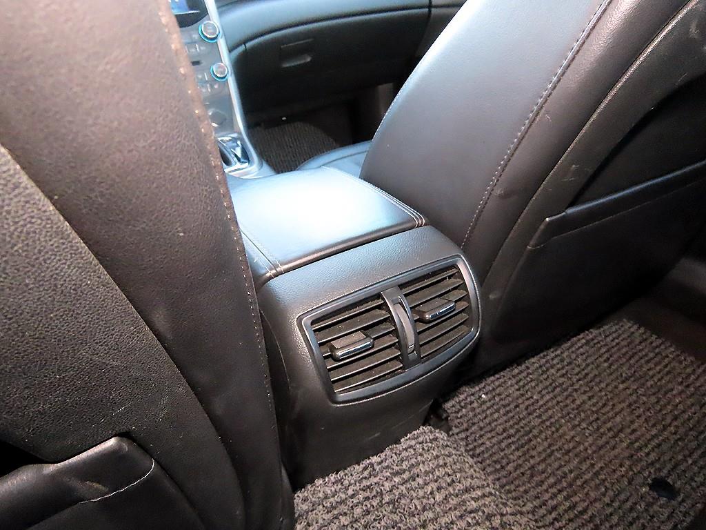 Chevrolet Malibu 2014 Blanco - Importación desde Corea - HF Imports Iquique - Foto 17