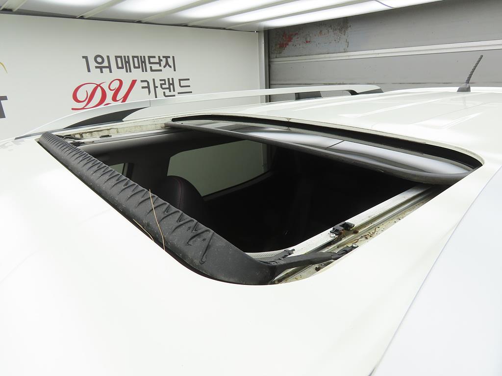 Ssangyong Tivoli 2017 Blanco - Importación desde Corea - HF Imports Iquique - Foto 15