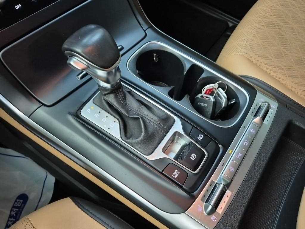 KIA Carnival - Vista 8