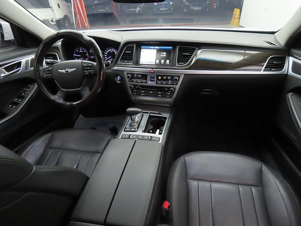 Genesis G80 - Vista 5