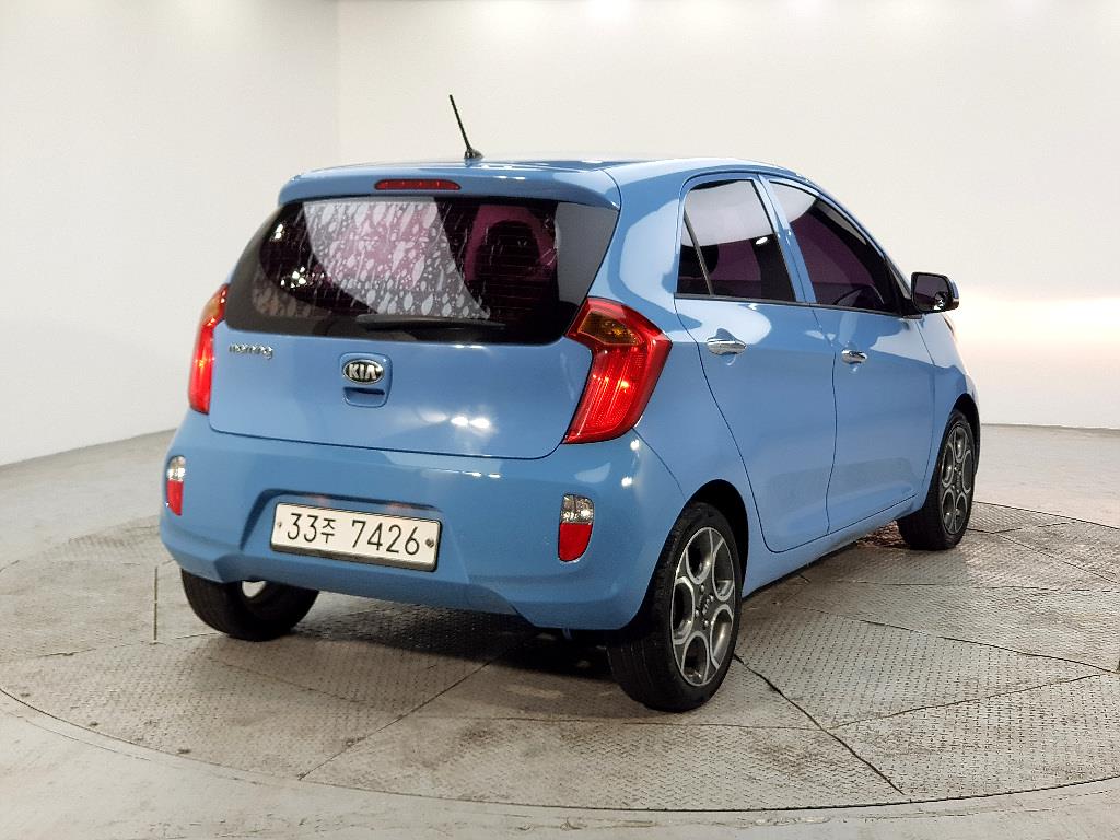 KIA Morning - Vista 4
