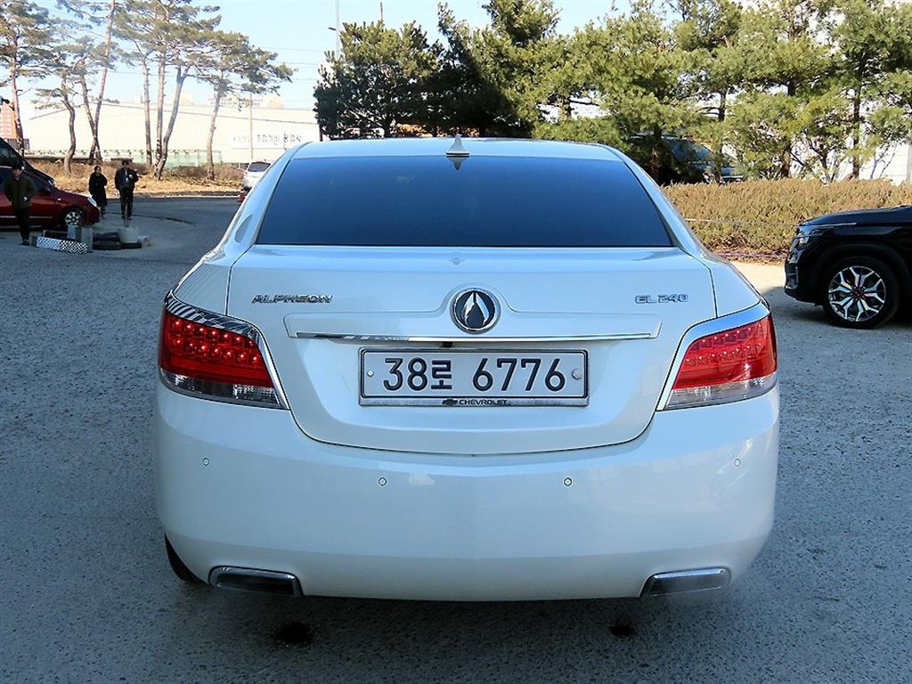 DAEWOO Alpheon - Vista 4