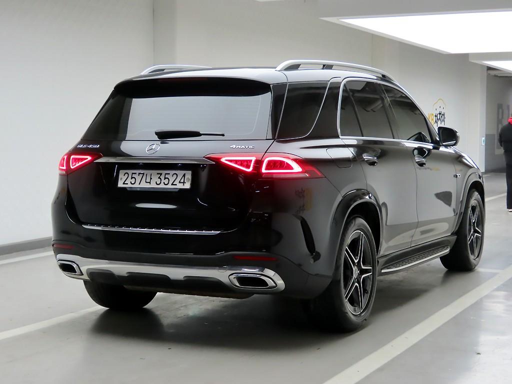 Mercedes Benz GLE Class - Vista 4