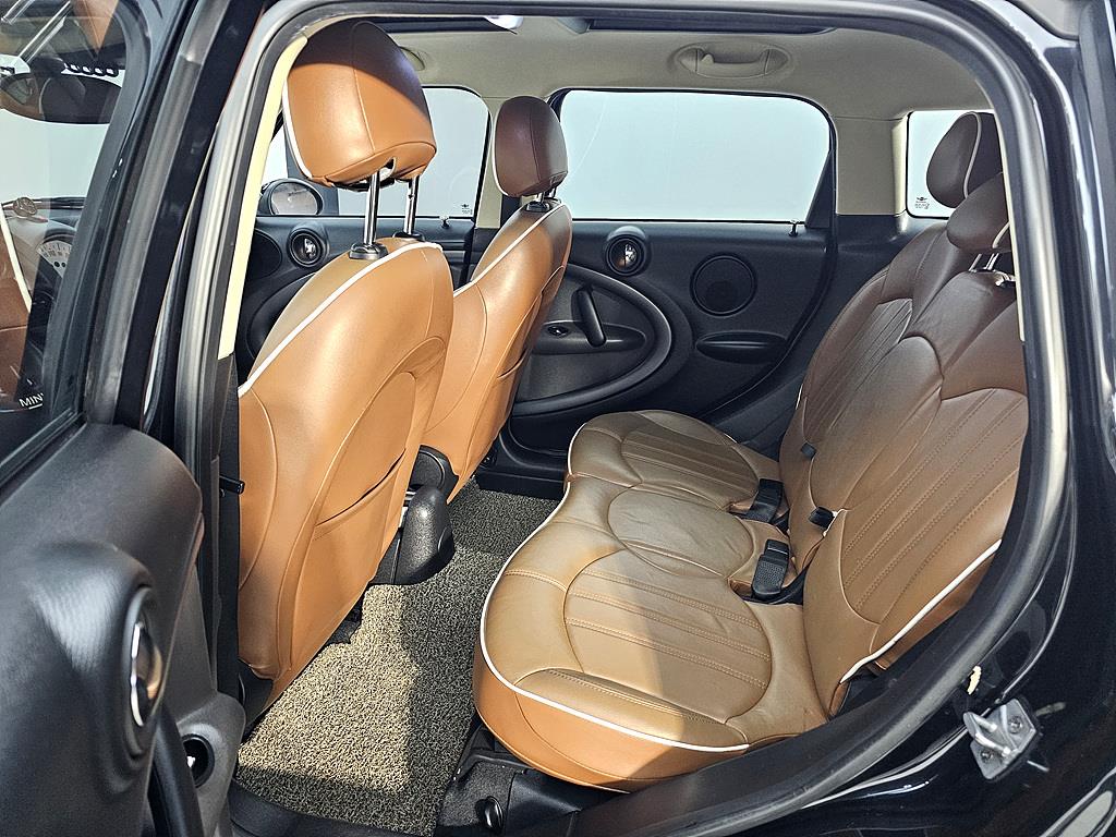 Mini Countryman - Vista 9