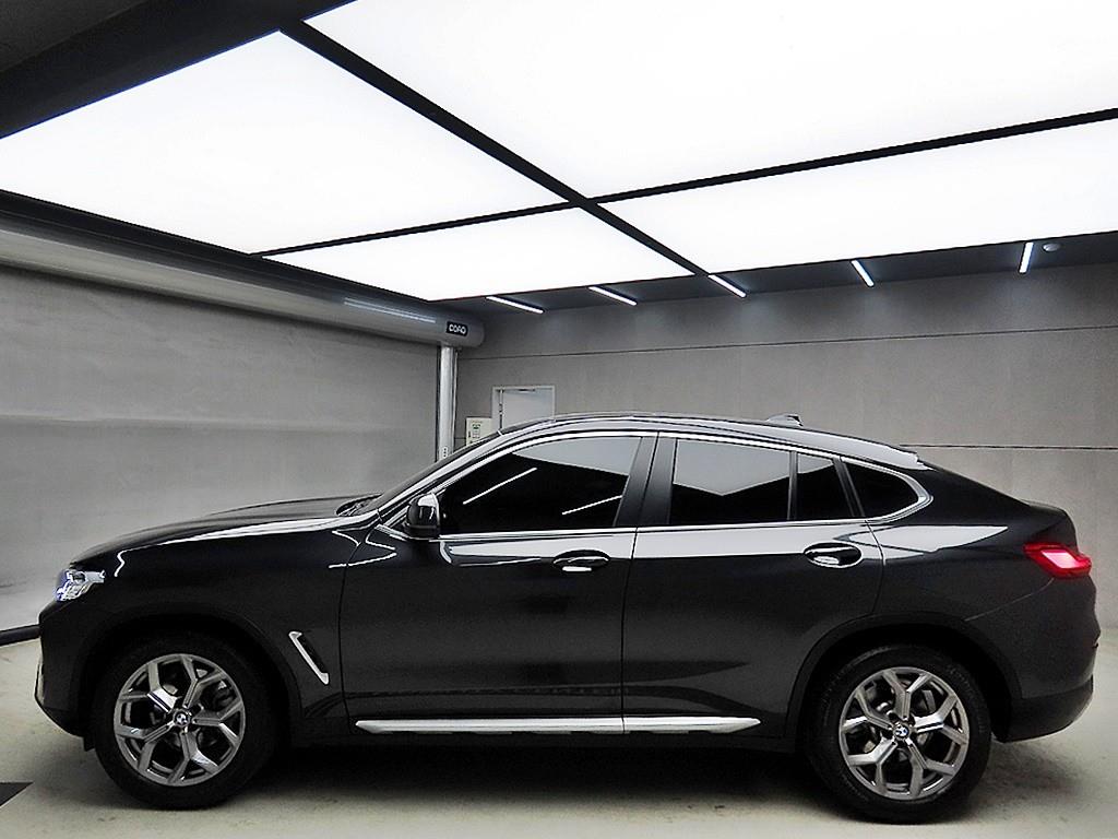 BMW X4 - Vista 4