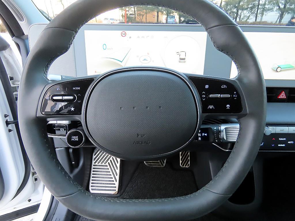 HYUNDAI Ioniq 5 - Vista 8