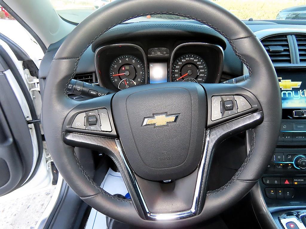 Chevrolet Malibu - Vista 8