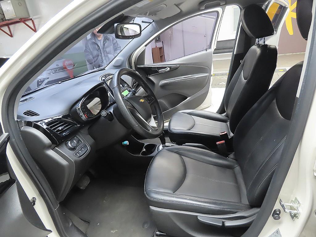 Chevrolet Spark 2018 Blanco - Importación desde Corea - HF Imports Iquique - Foto 11