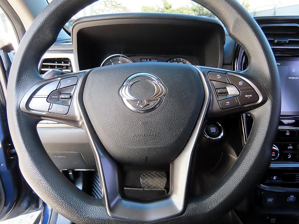 Ssangyong Tivoli - Vista 8