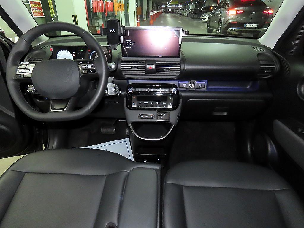 HYUNDAI Casper - Vista 10