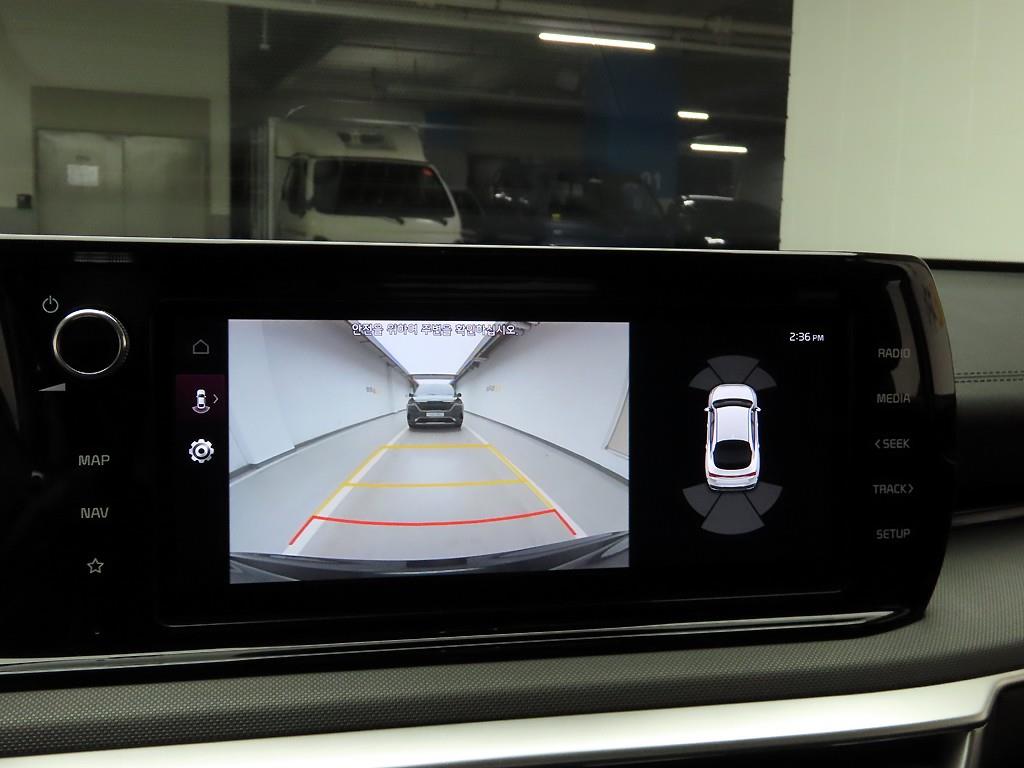 KIA K5 2022 Negro - Importación desde Corea - HF Imports Iquique - Foto 17