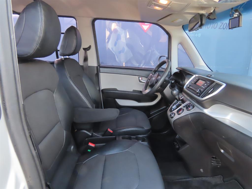 KIA Ray 2019 Plateado - Importación desde Corea - HF Imports Iquique - Foto 13