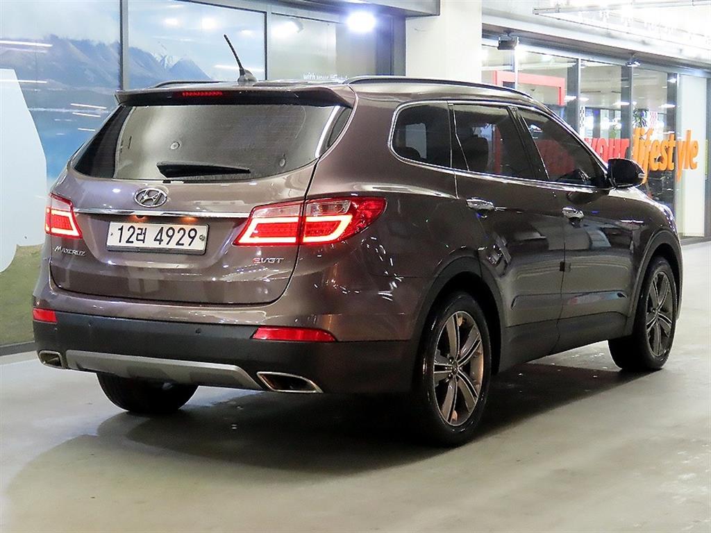 HYUNDAI Maxcruz - Vista 4