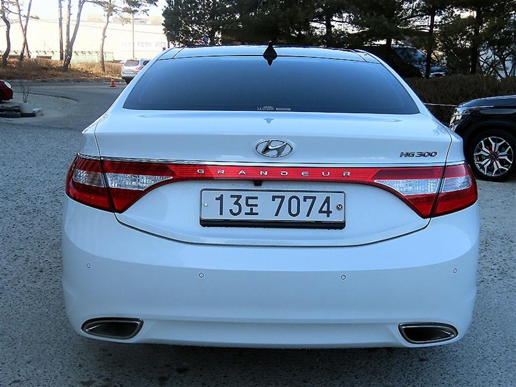 HYUNDAI Grandeur - Vista 4