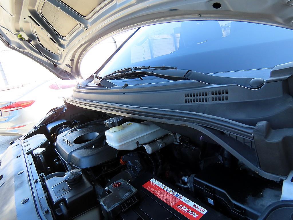 HYUNDAI Starex 2018 Gris - Importación desde Corea - HF Imports Iquique - Foto 18