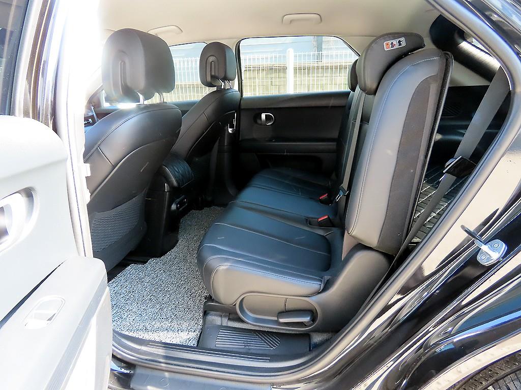 HYUNDAI Ioniq 5 - Vista 6