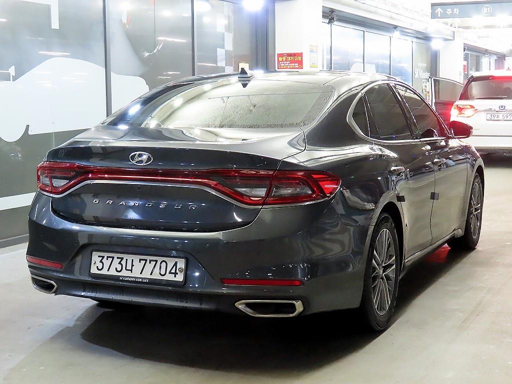 HYUNDAI Grandeur - Vista 4