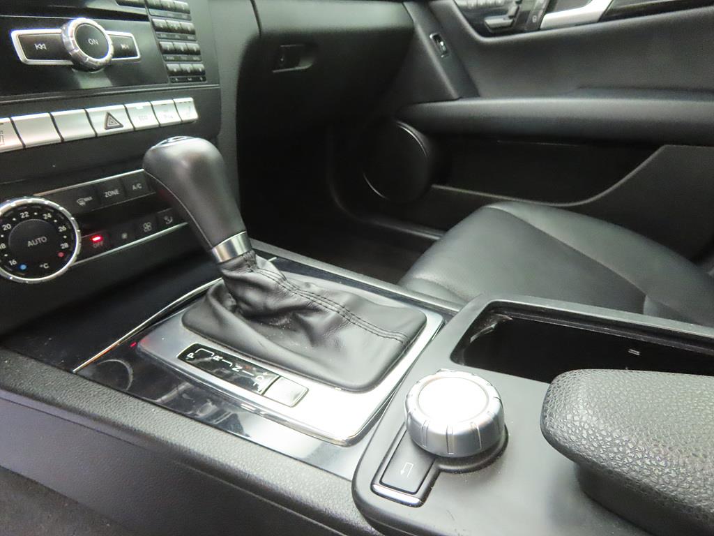 Mercedes Benz C Class - Vista 11