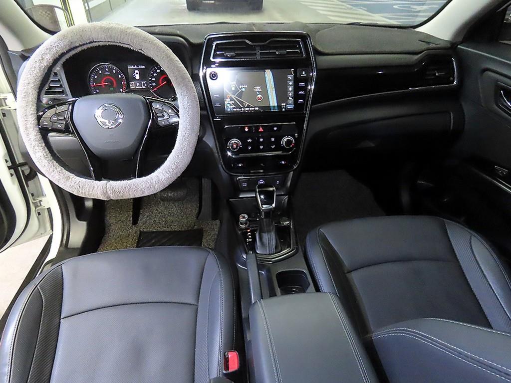 Ssangyong Tivoli - Vista 10