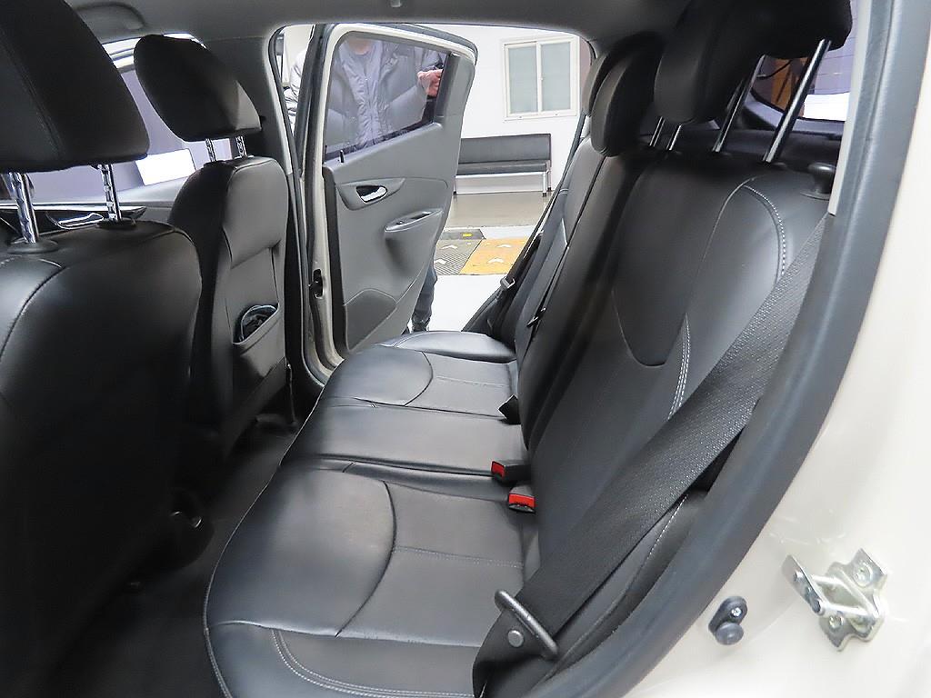 Chevrolet Spark 2018 Blanco - Importación desde Corea - HF Imports Iquique - Foto 9