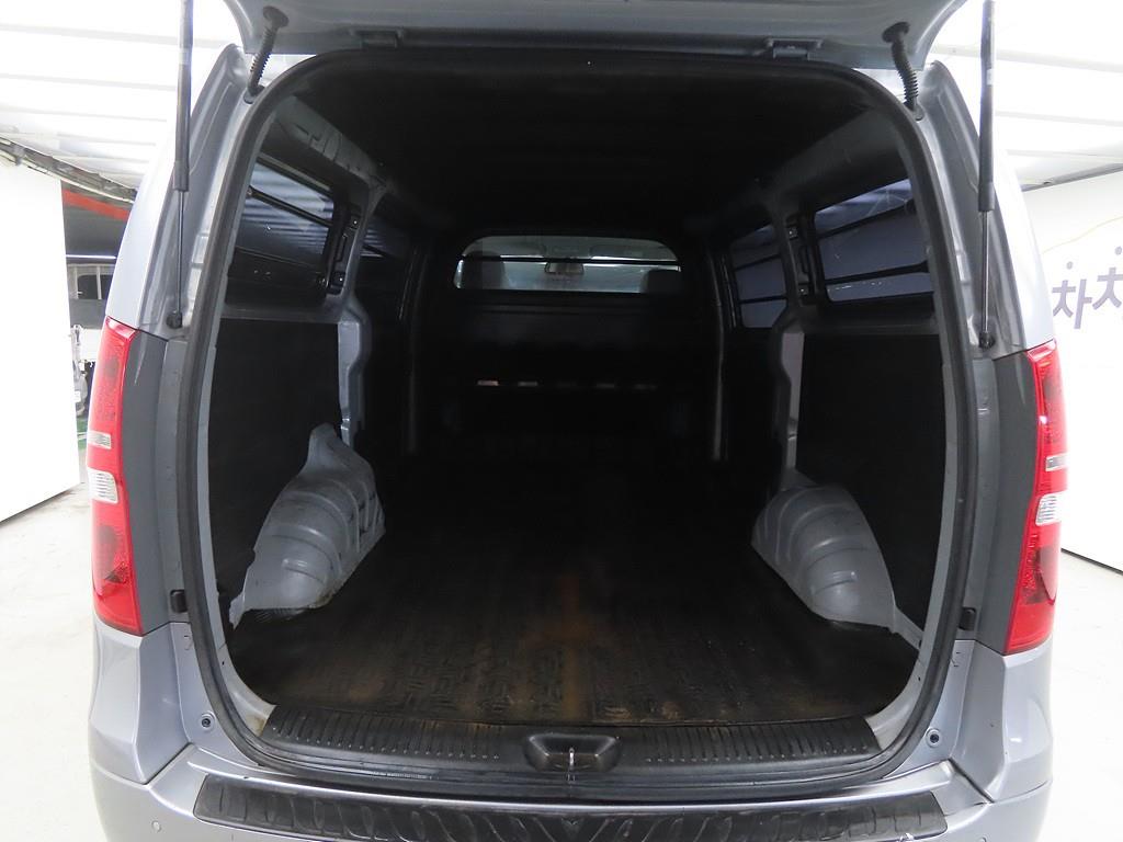 HYUNDAI Starex 2021 Plateado - Importación desde Corea - HF Imports Iquique - Foto 18