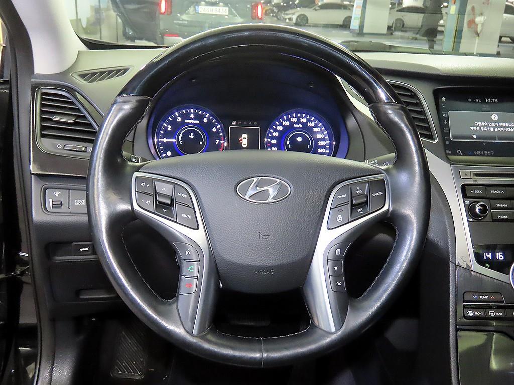 HYUNDAI Grandeur - Vista 8