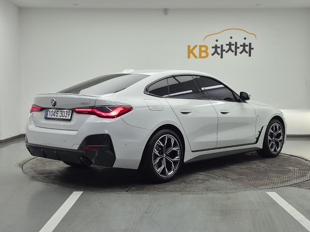 BMW 4 Series - Vista 4