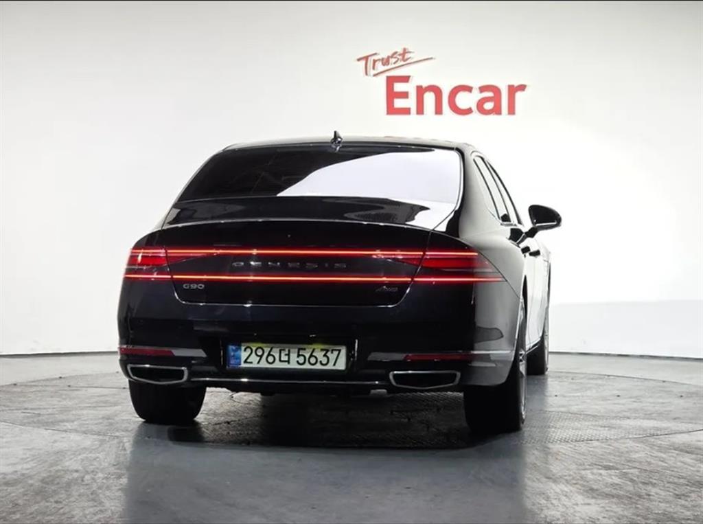 Genesis G90 - Vista 4