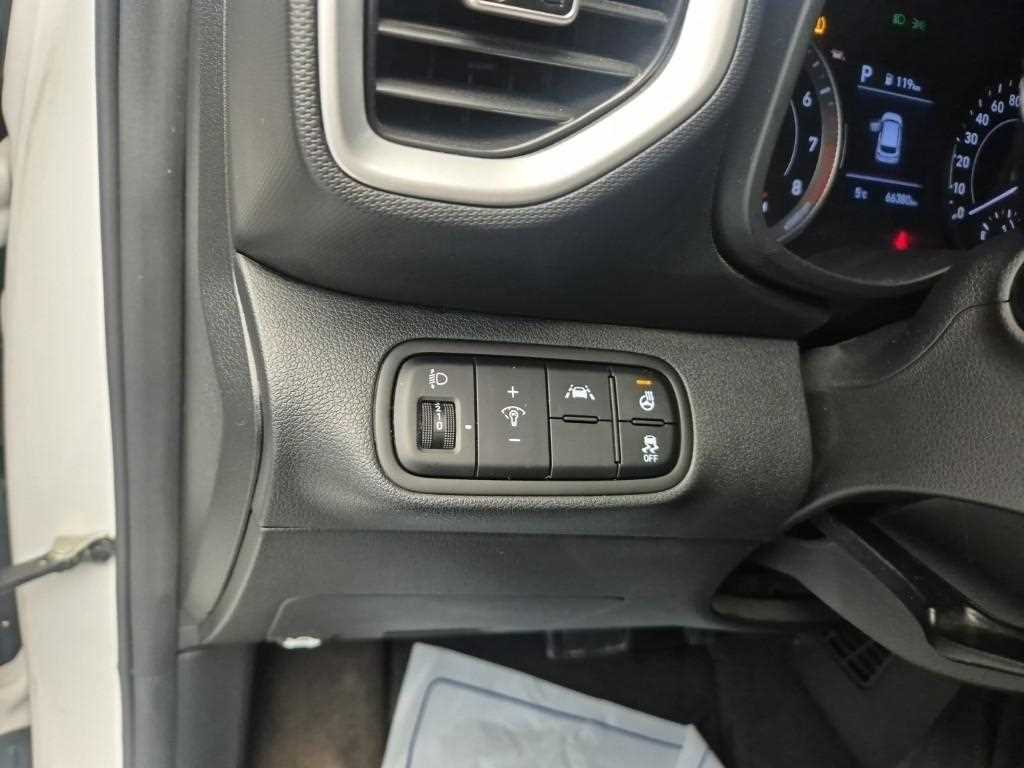 HYUNDAI Venue 2022 Blanco - Importación desde Corea - HF Imports Iquique - Foto 17