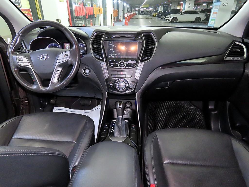 HYUNDAI Maxcruz - Vista 10