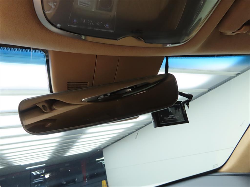 Genesis GV80 2022 Blanco - Importación desde Corea - HF Imports Iquique - Foto 13