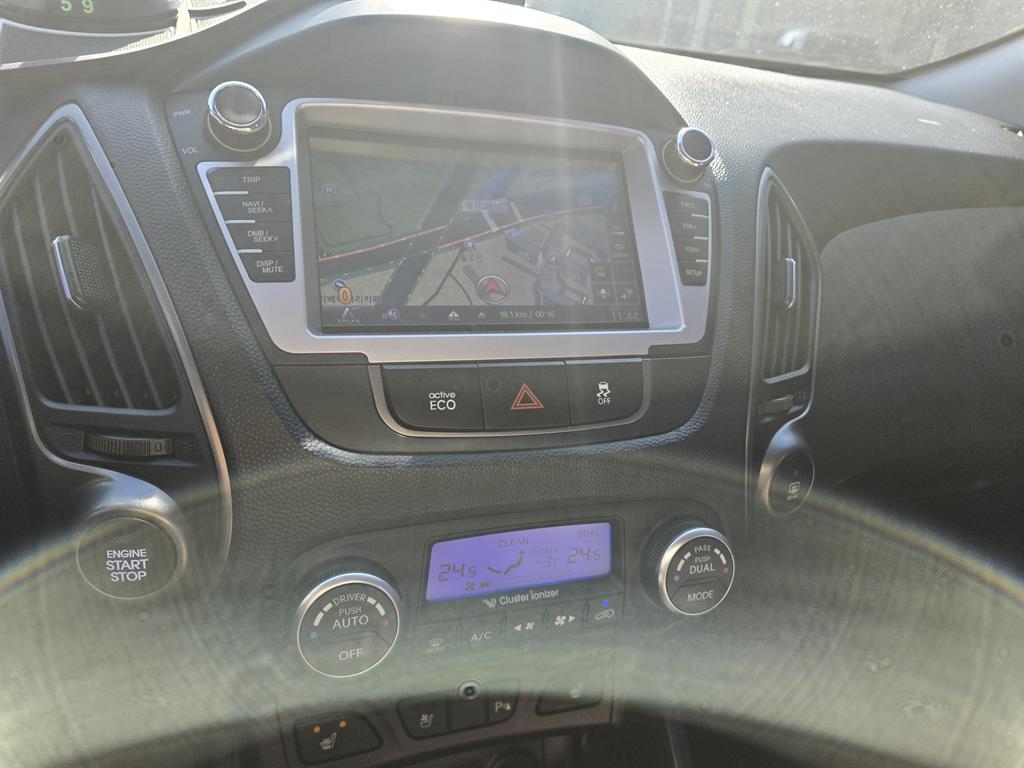HYUNDAI Tucson - Vista 10