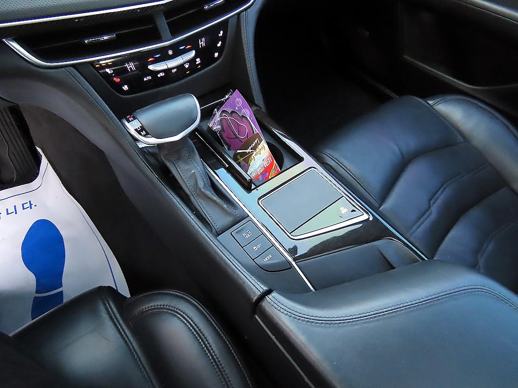 Cadillac CT6 - Vista 11