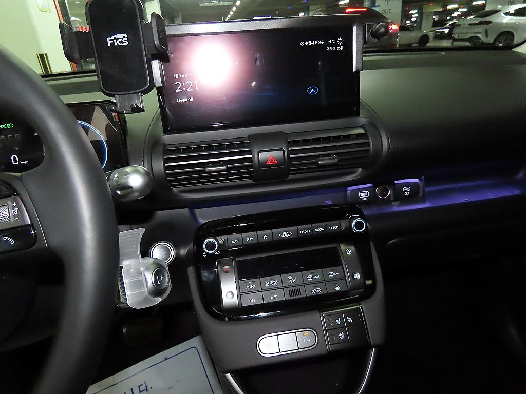 HYUNDAI Casper - Vista 11