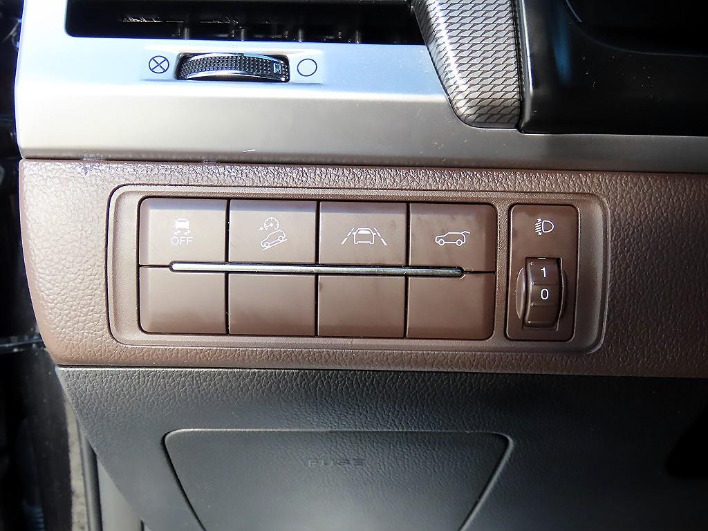 Ssangyong Rexton - Vista 12