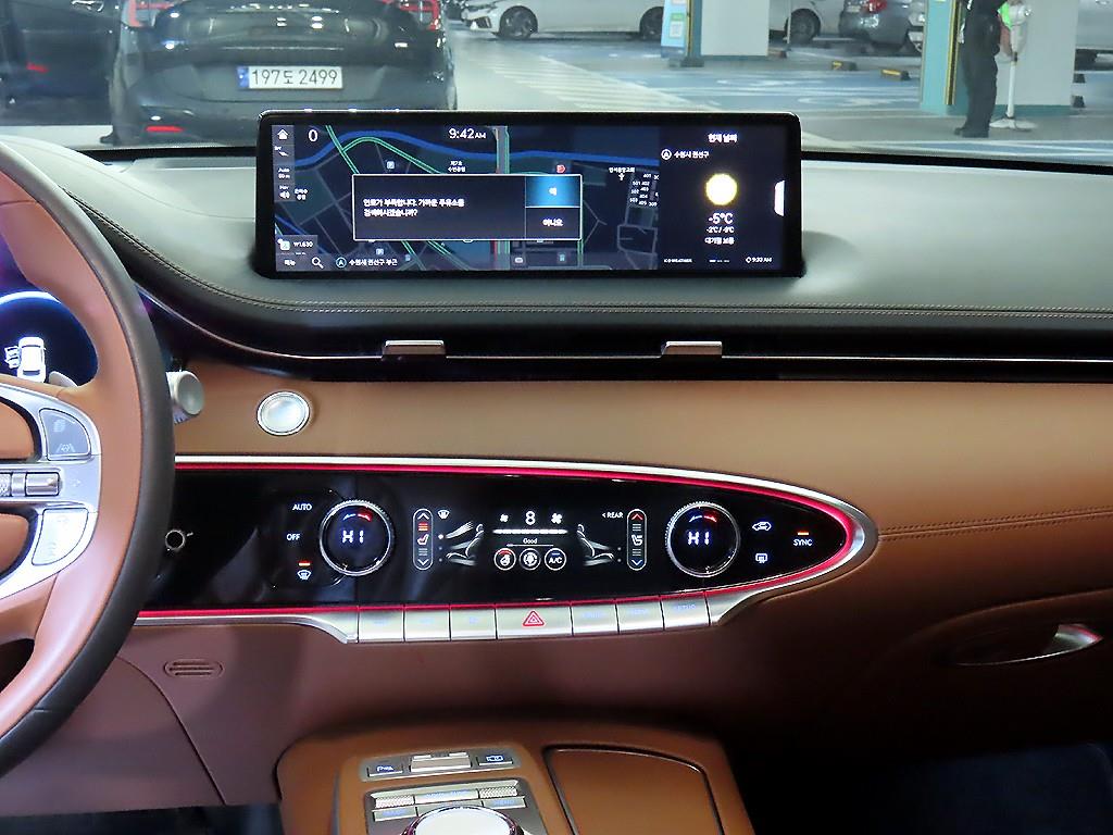 Genesis GV70 - Vista 11