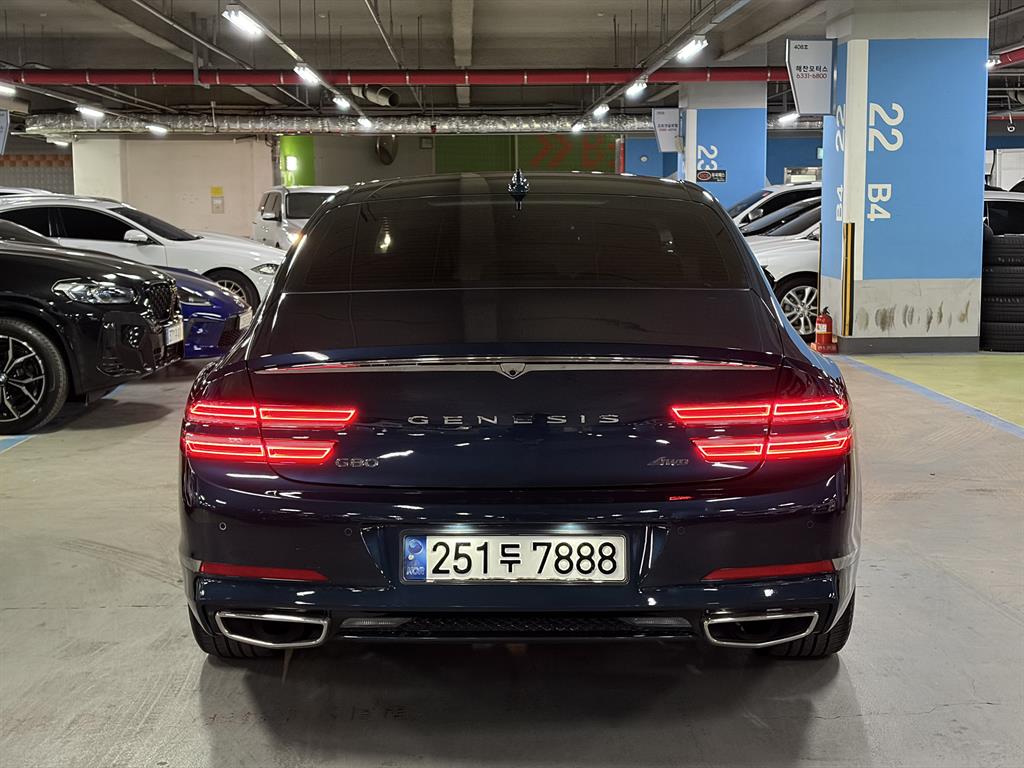 Genesis G80 - Vista 5